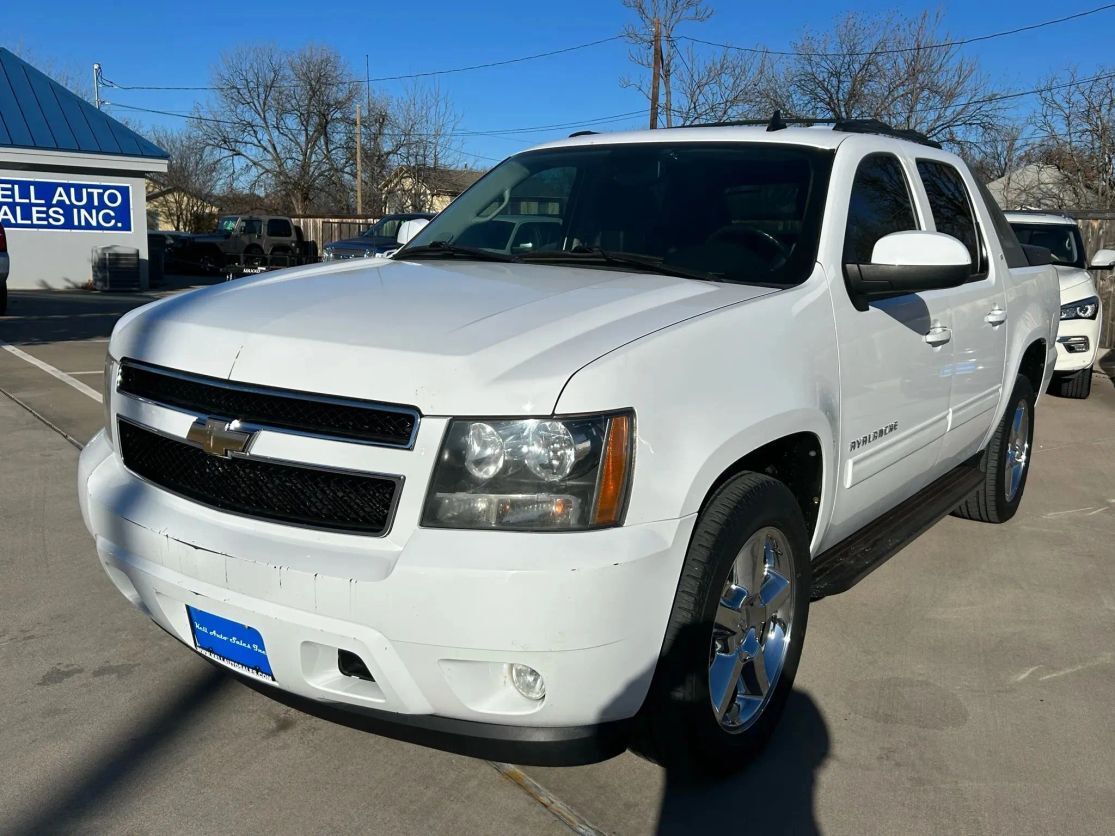 2011 CHEVROLET Avalanche