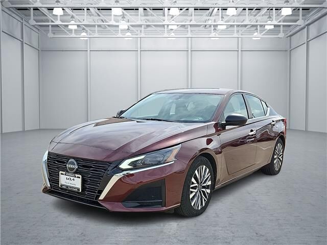 2024 NISSAN Altima