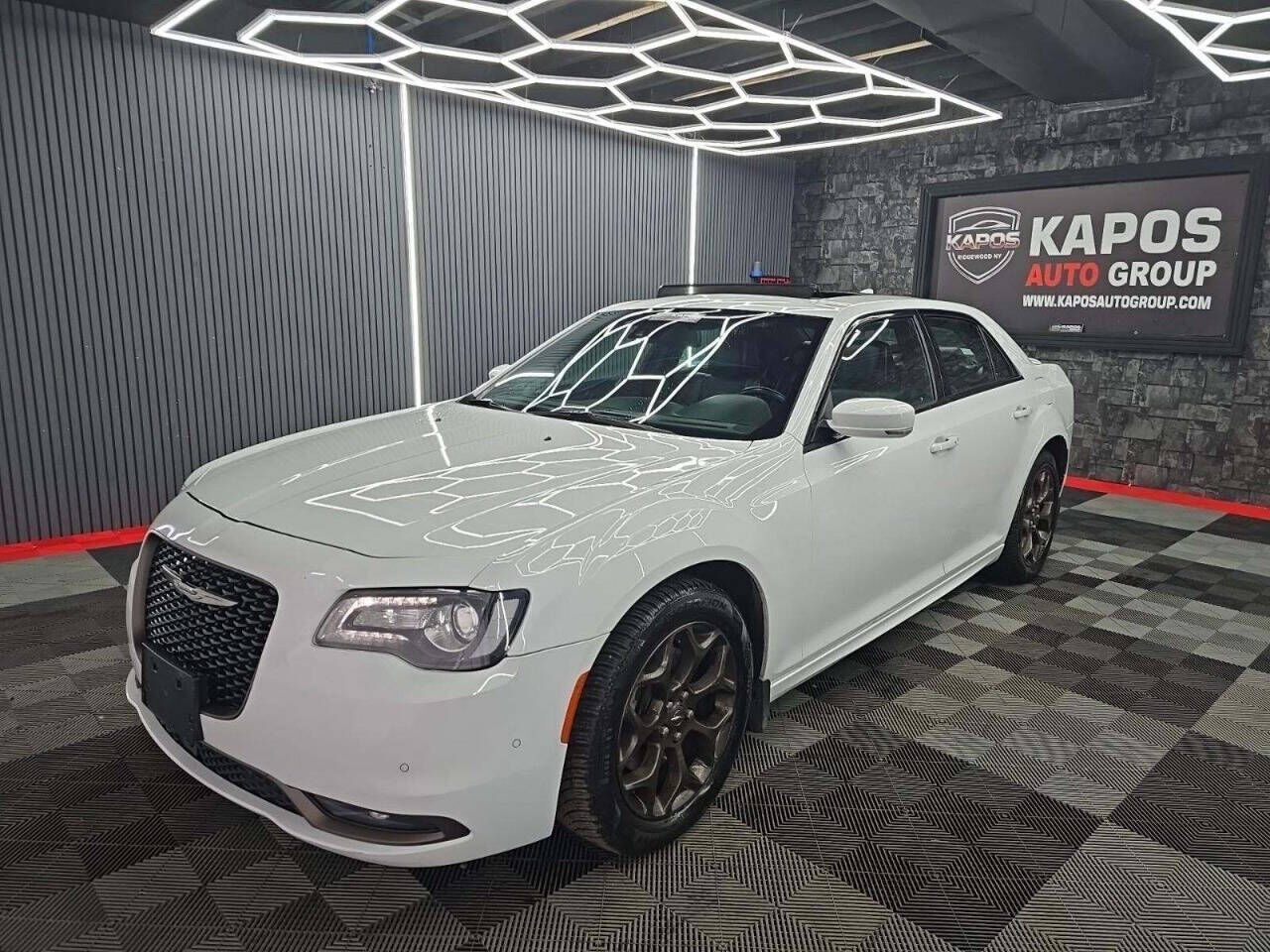 2017 CHRYSLER 300