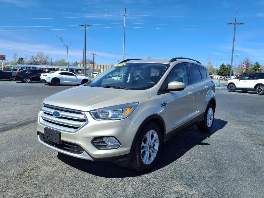 2018 FORD Escape