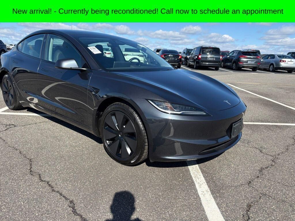 2024 TESLA Model 3