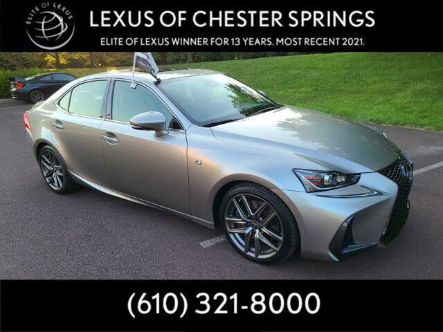 2019 LEXUS IS