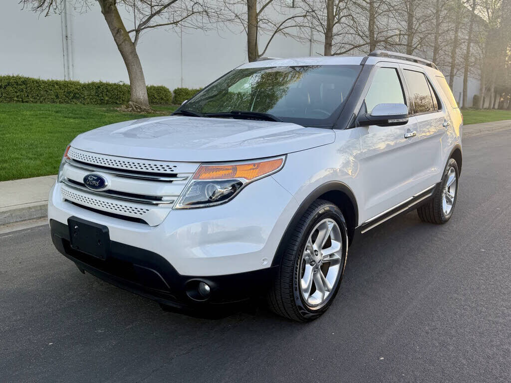 2014 FORD Explorer