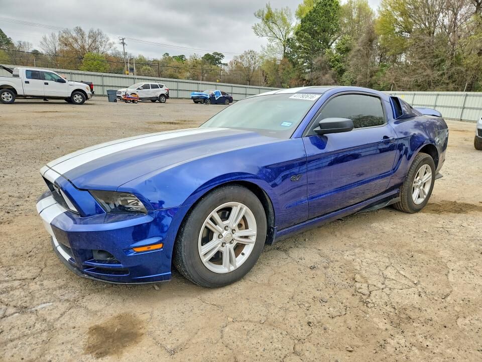 2013 FORD Mustang