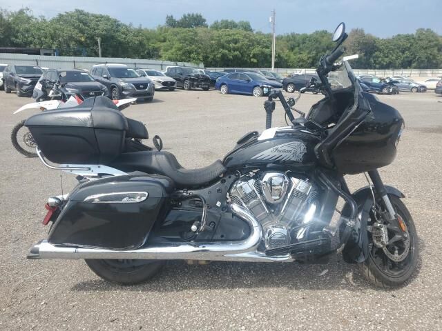 2024 INDIAN MOTORCYCLE Indian Challenger