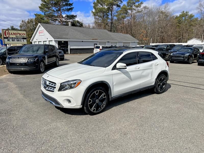 2019 MERCEDES-BENZ GLA-Class