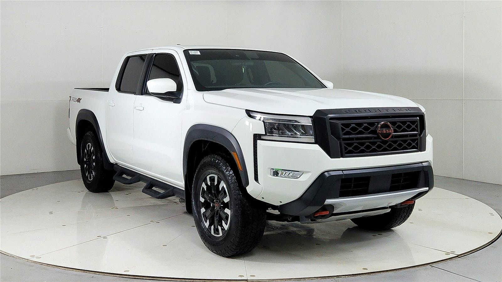 2022 NISSAN Frontier