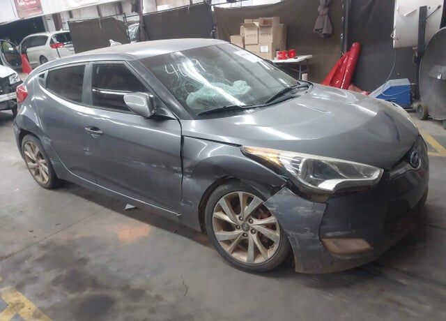 2017 HYUNDAI Veloster