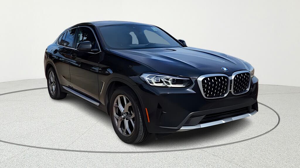2023 BMW X4