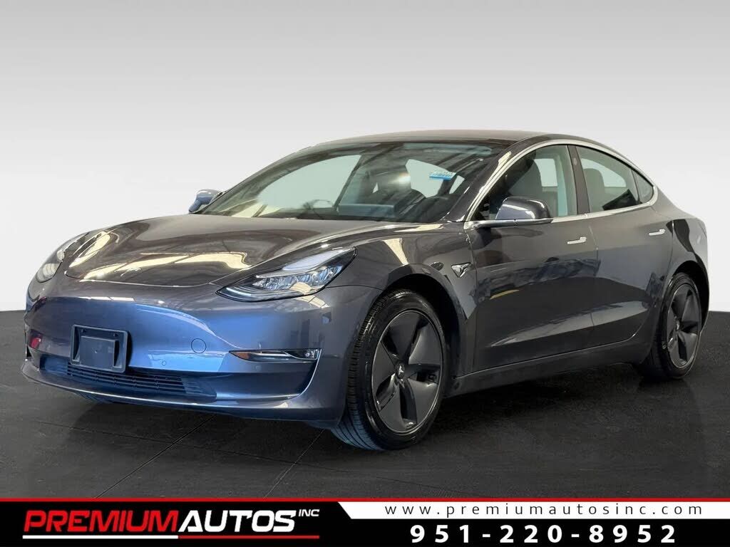 2018 TESLA Model 3