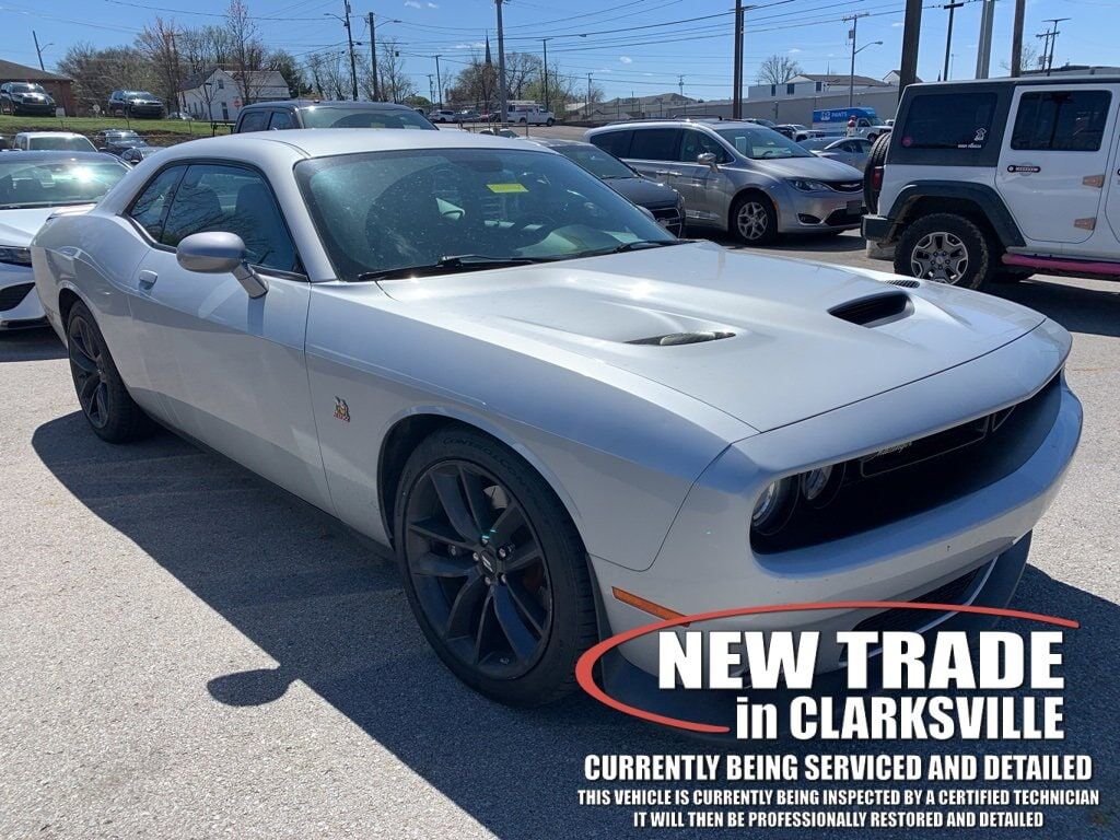 2019 DODGE Challenger