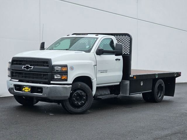 2023 GMC Silverado Medium Duty