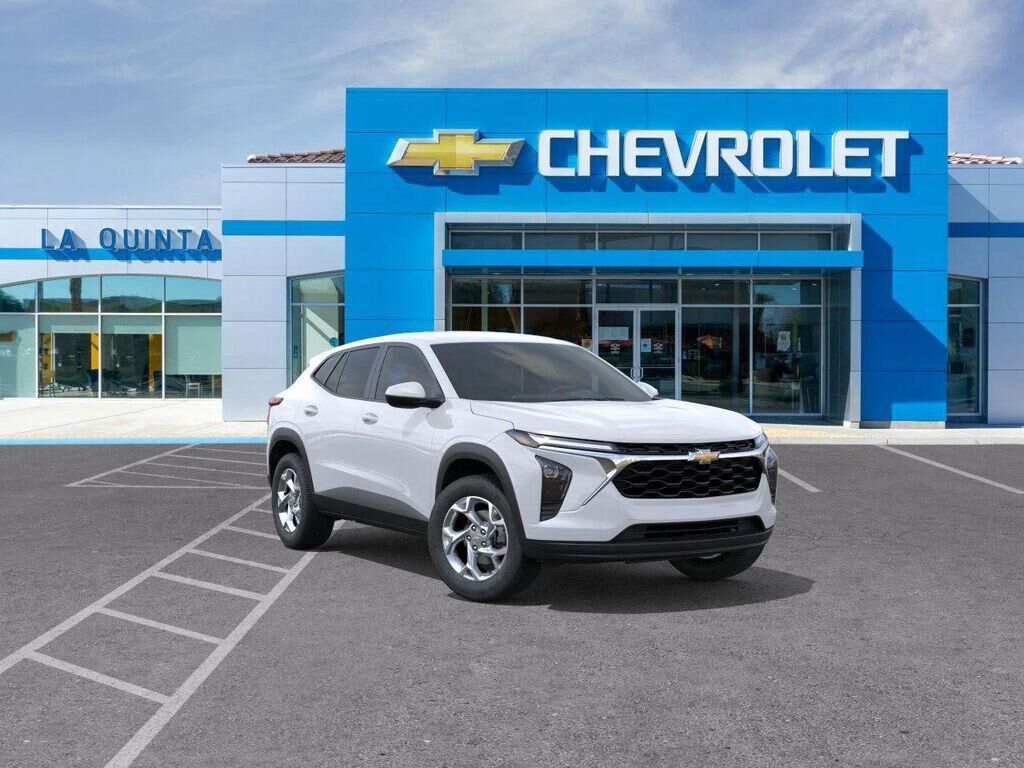 2026 CHEVROLET Trax