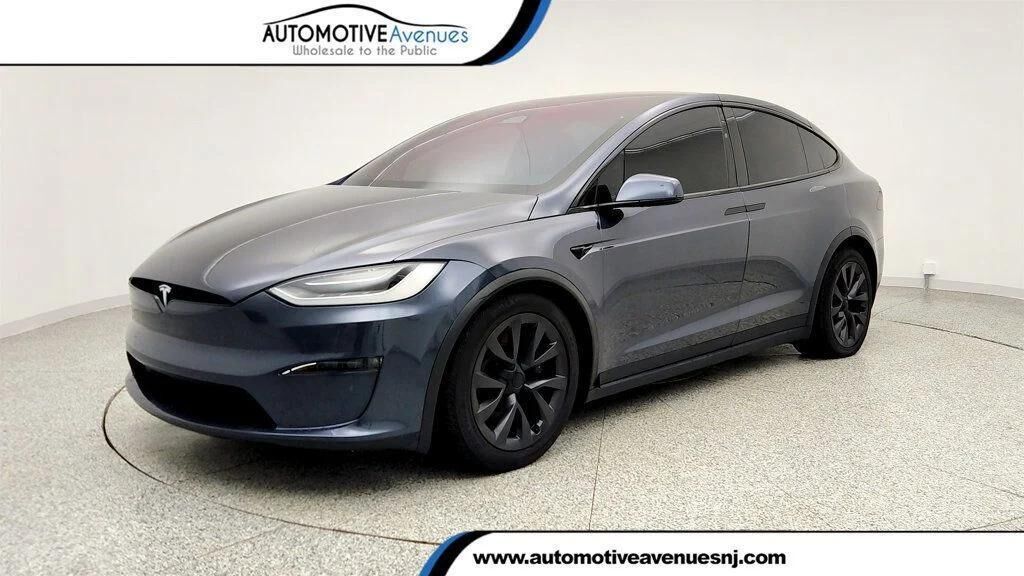 2022 TESLA Model X