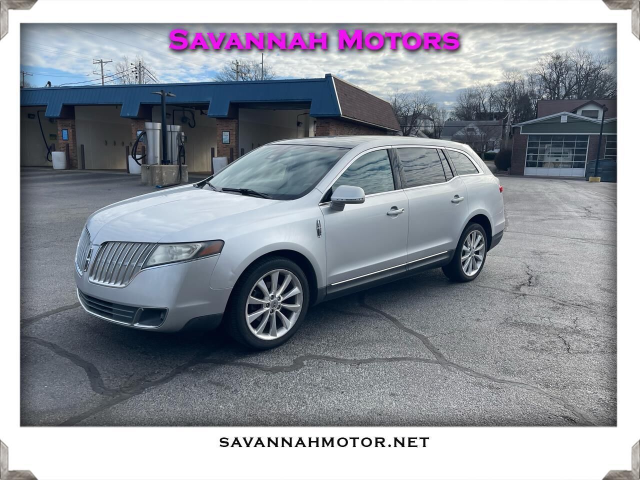 2010 LINCOLN MKT