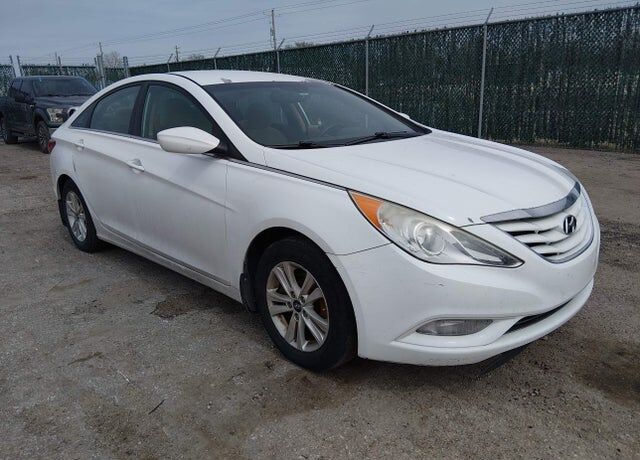 2013 HYUNDAI Sonata