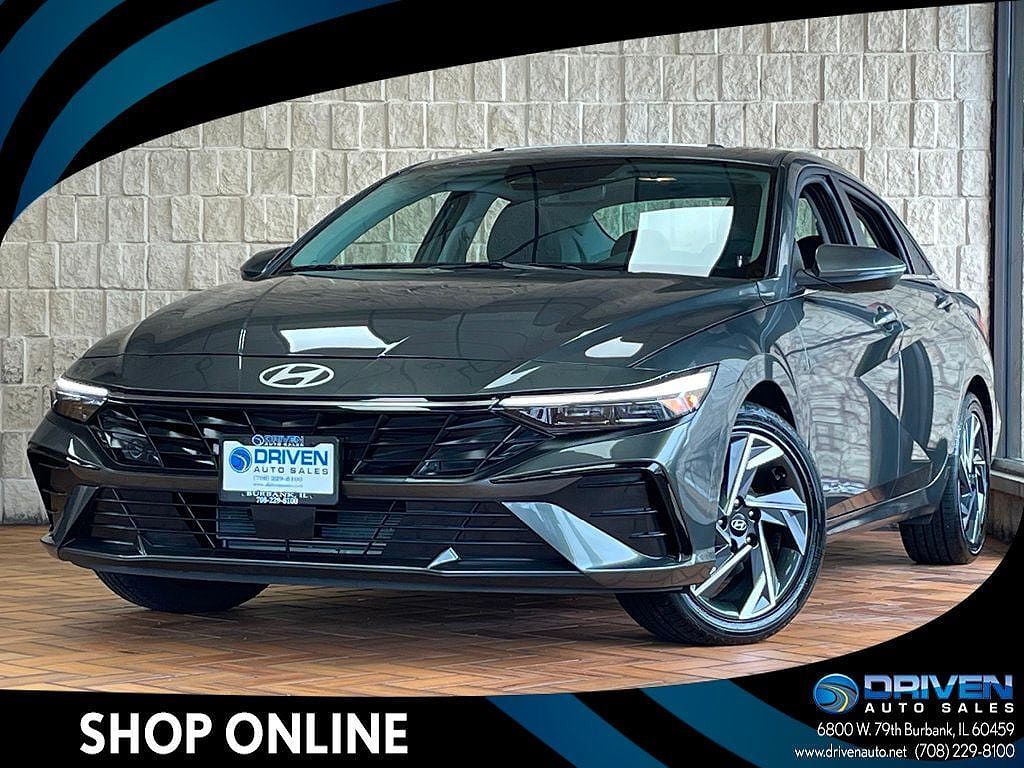 2025 HYUNDAI Elantra