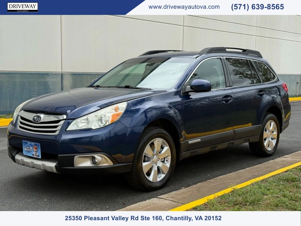 2010 SUBARU Outback