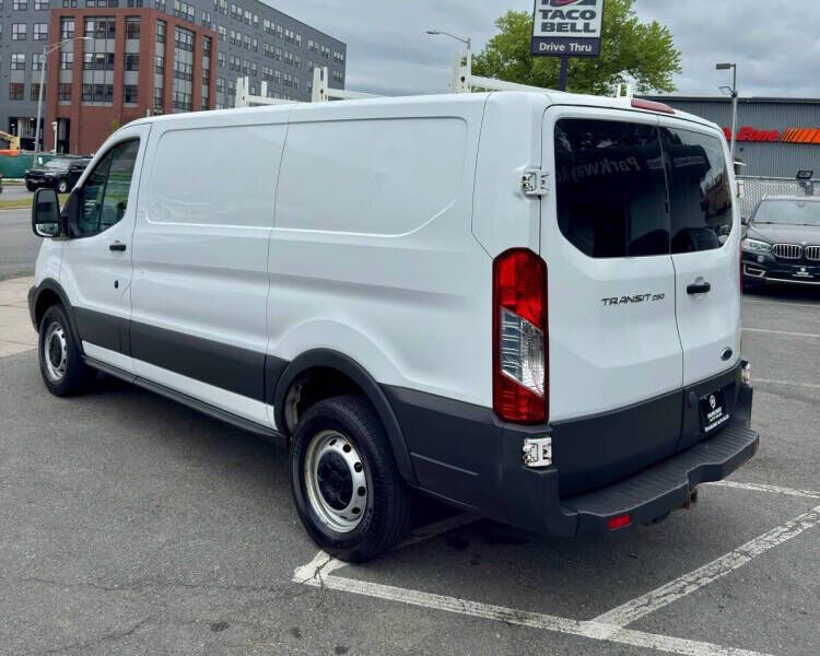 2016 FORD Transit
