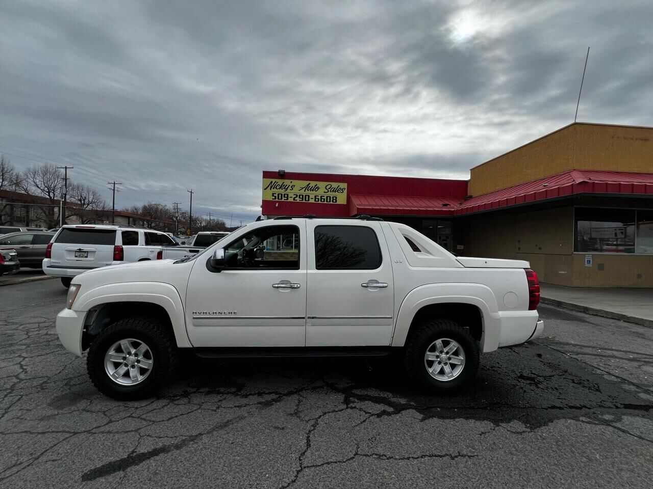 2011 CHEVROLET Avalanche
