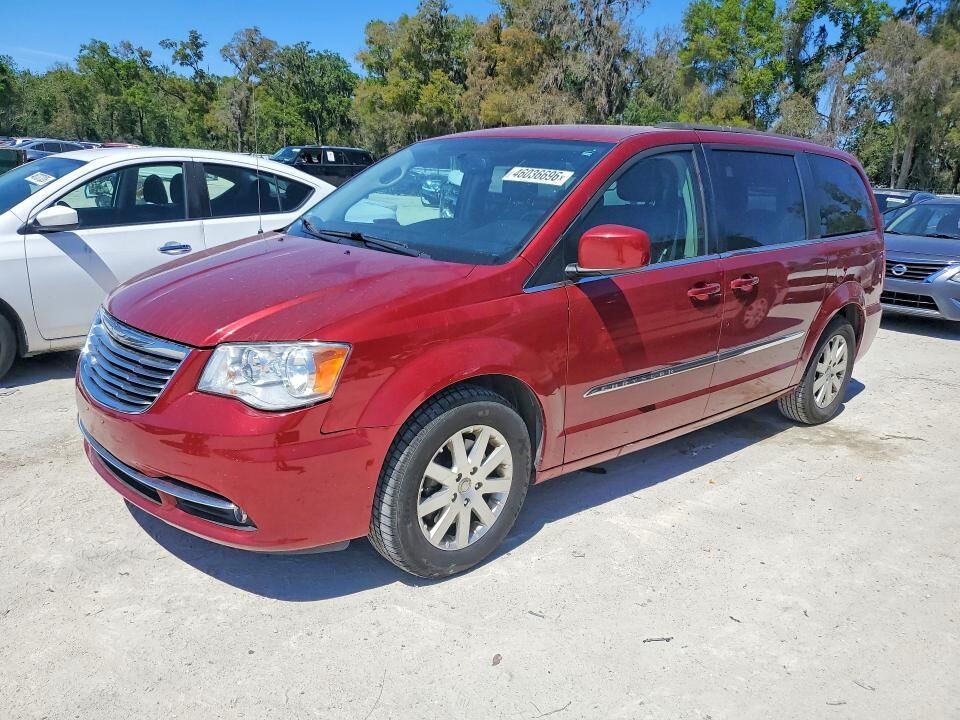 2015 CHRYSLER Town and Country