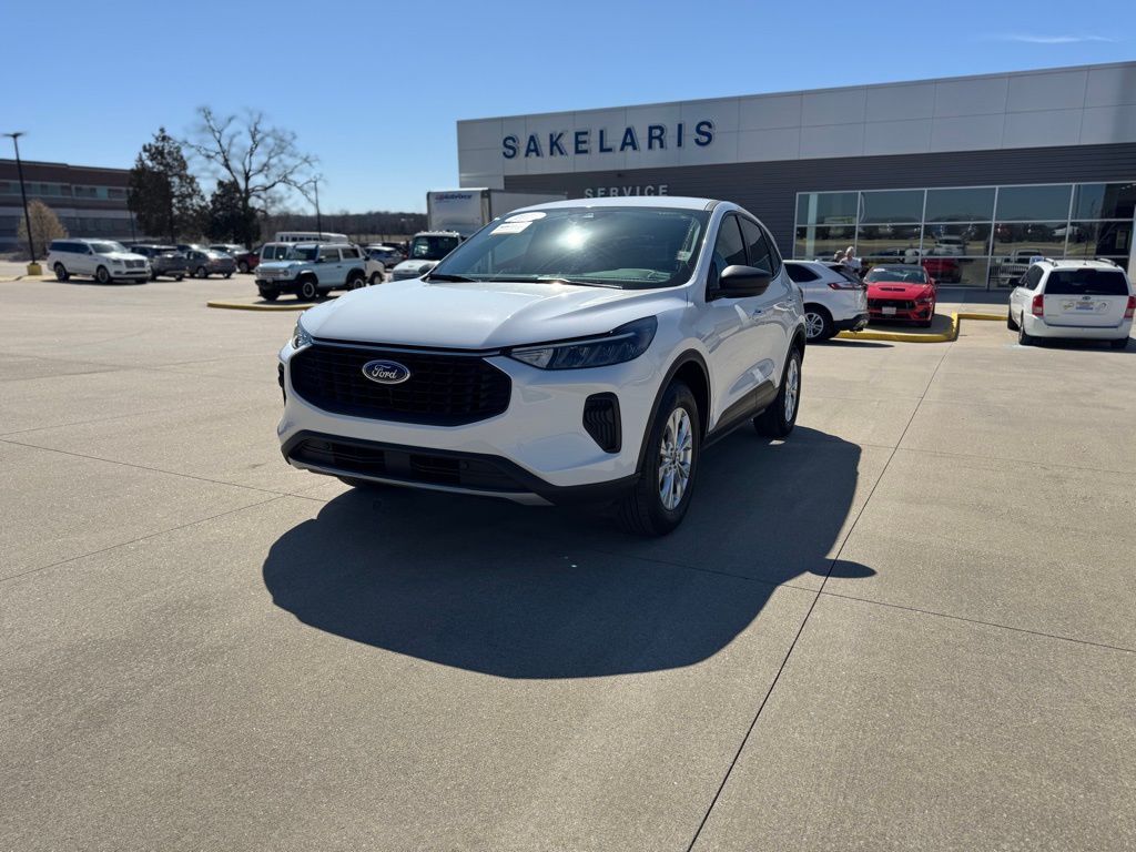 2025 FORD Escape