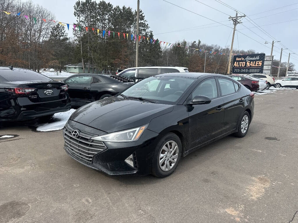 2019 HYUNDAI Elantra