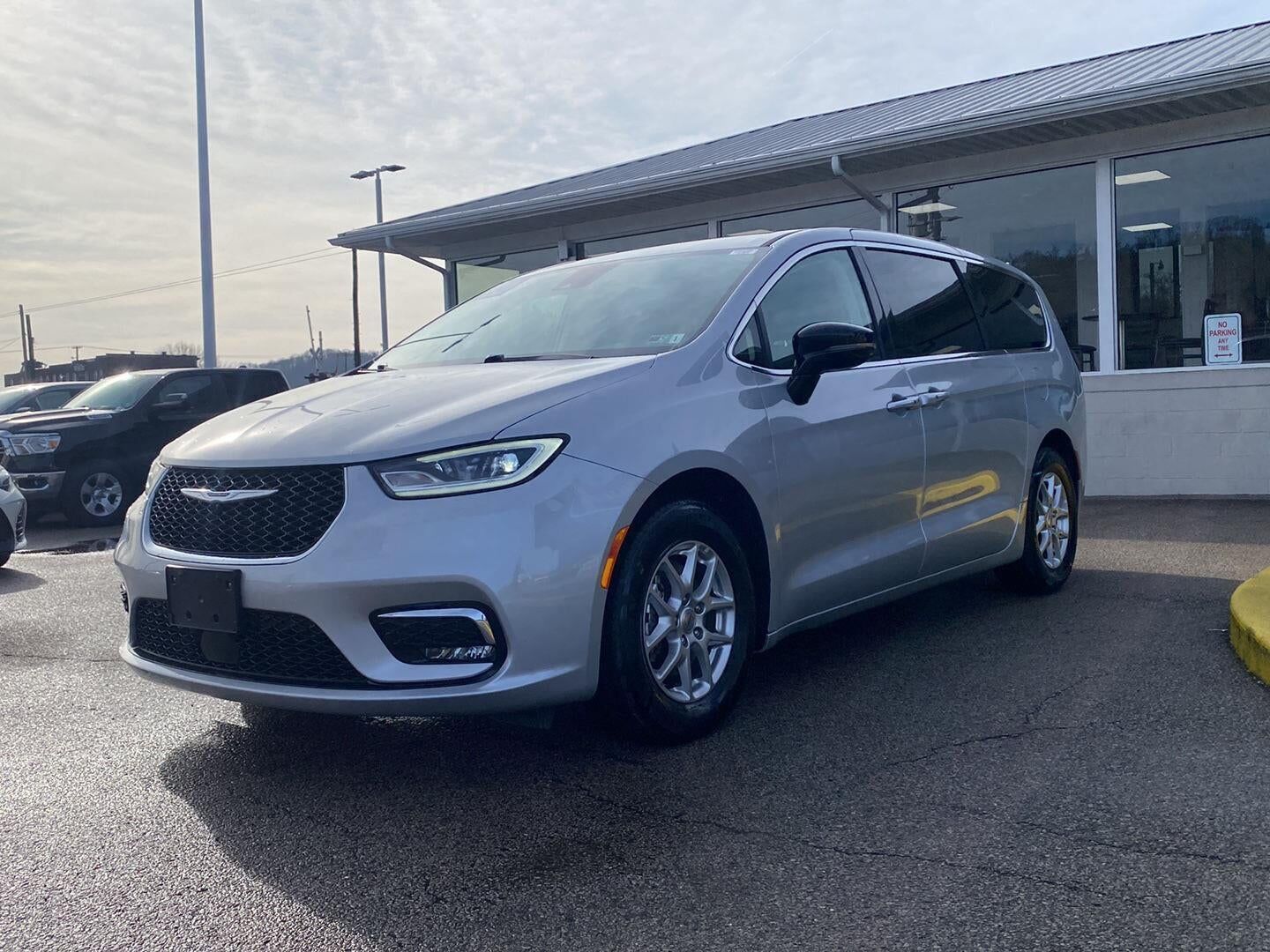 2024 CHRYSLER Pacifica