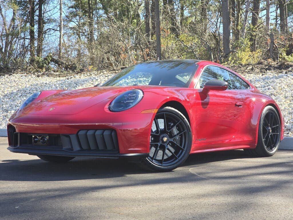 2025 PORSCHE 911