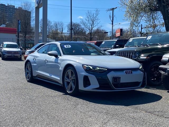 2023 AUDI e-tron GT
