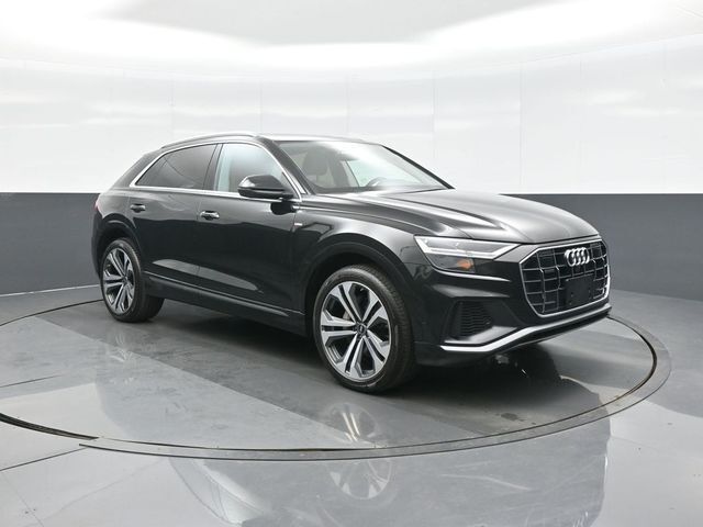 2022 AUDI Q8