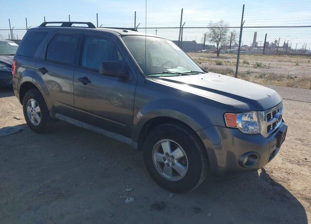 2010 FORD Escape