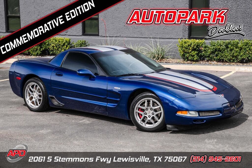 2004 CHEVROLET Corvette