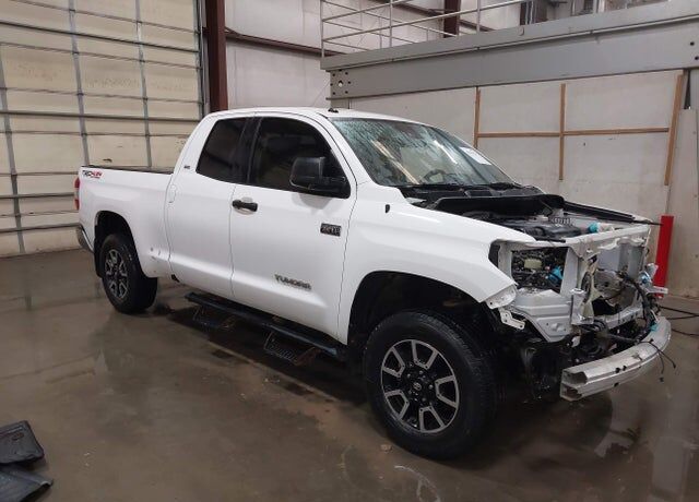 2018 TOYOTA Tundra