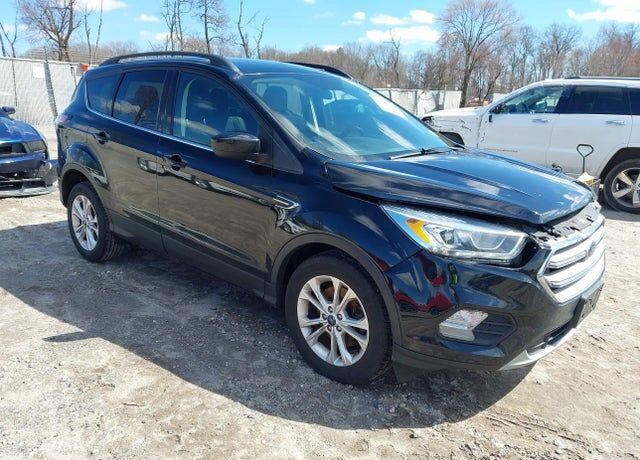 2017 FORD Escape
