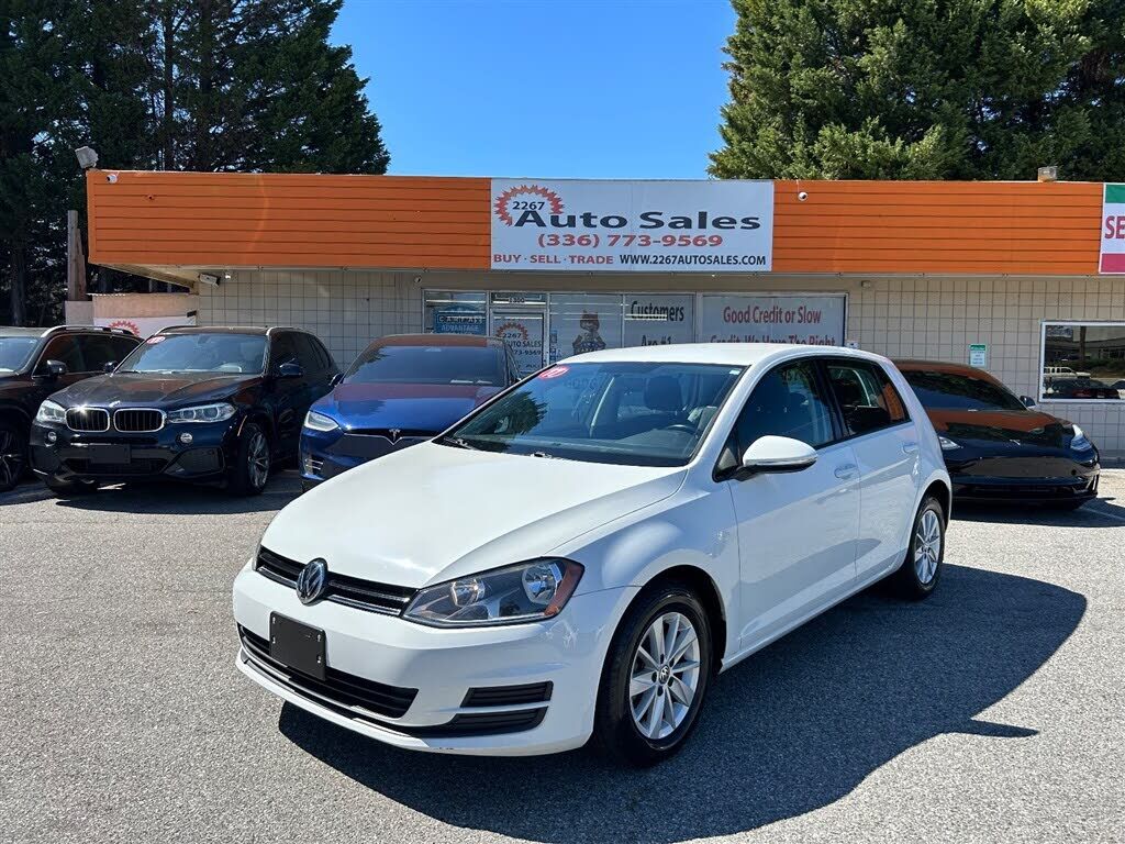 2017 VOLKSWAGEN Golf