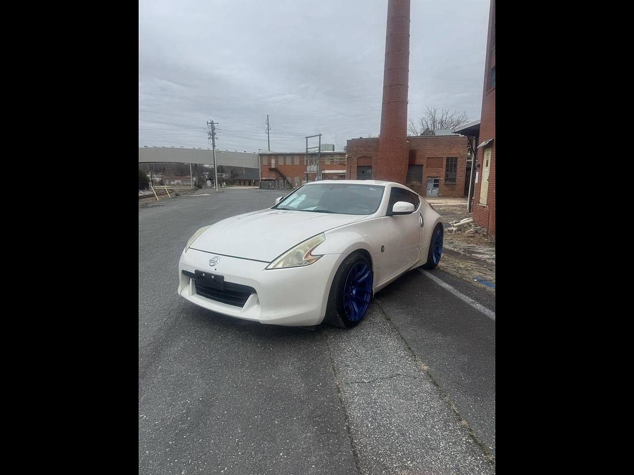 2009 NISSAN 370Z
