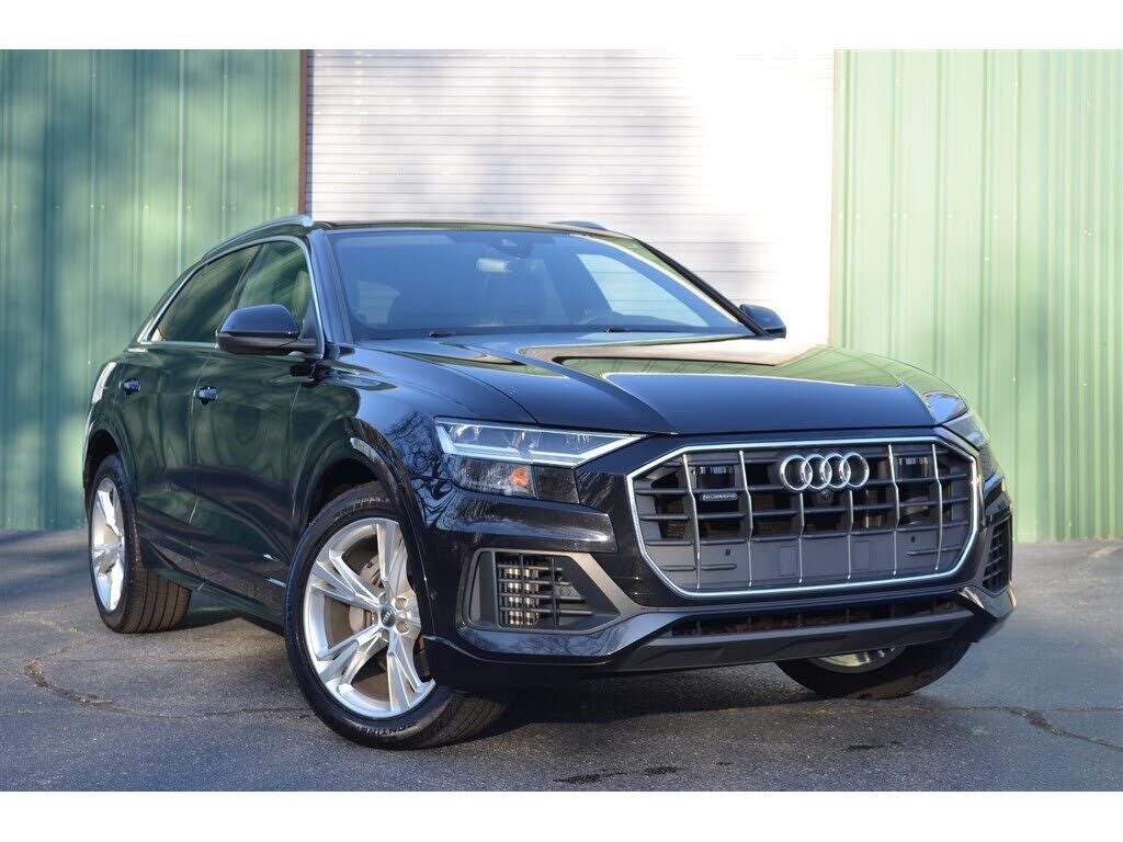 2019 AUDI Q8