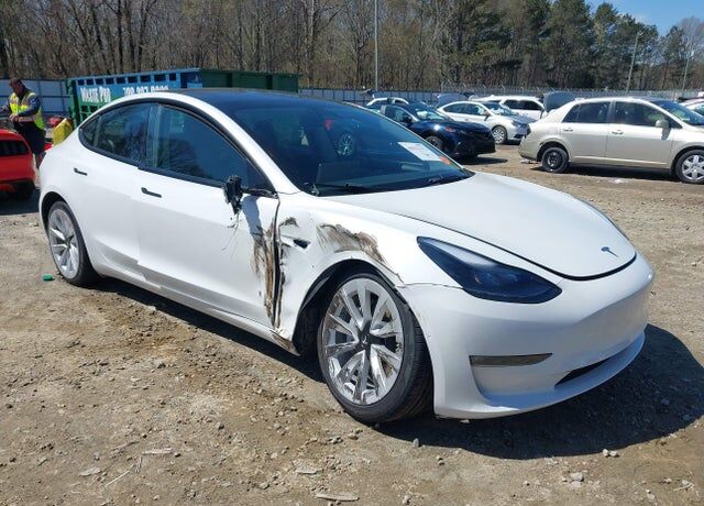 2022 TESLA Model 3