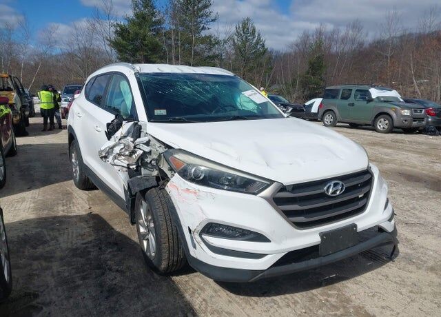 2016 HYUNDAI Tucson