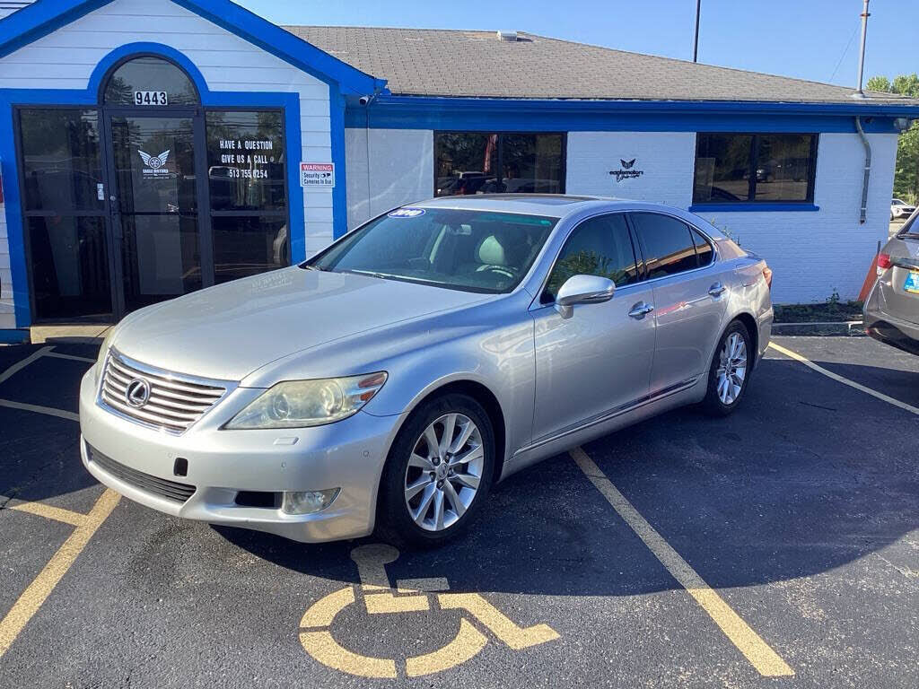 2010 LEXUS LS