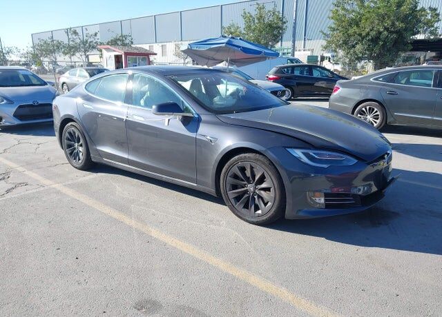 2018 TESLA Model S
