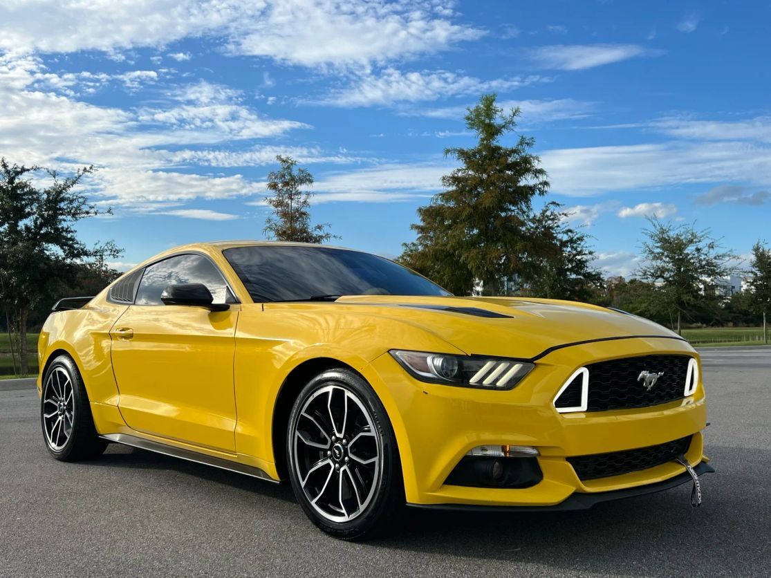 2016 FORD Mustang