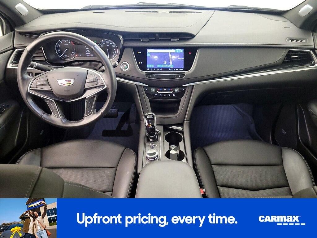 2023 CADILLAC XT5