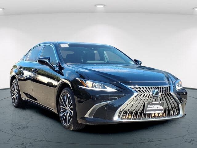 2024 LEXUS ES