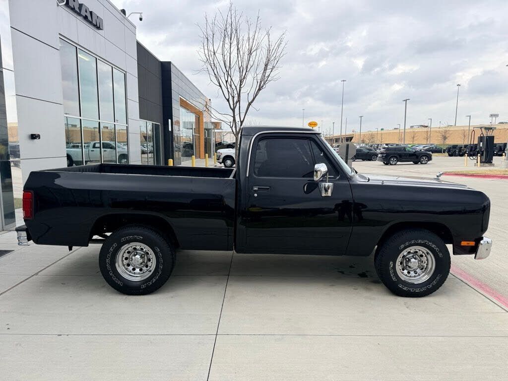 1987 DODGE D-Series
