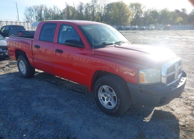 2005 DODGE Dakota