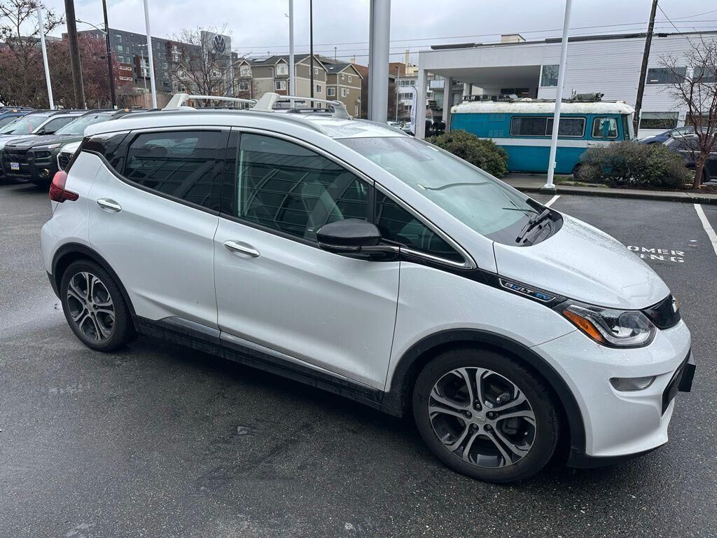 2017 CHEVROLET Bolt EV