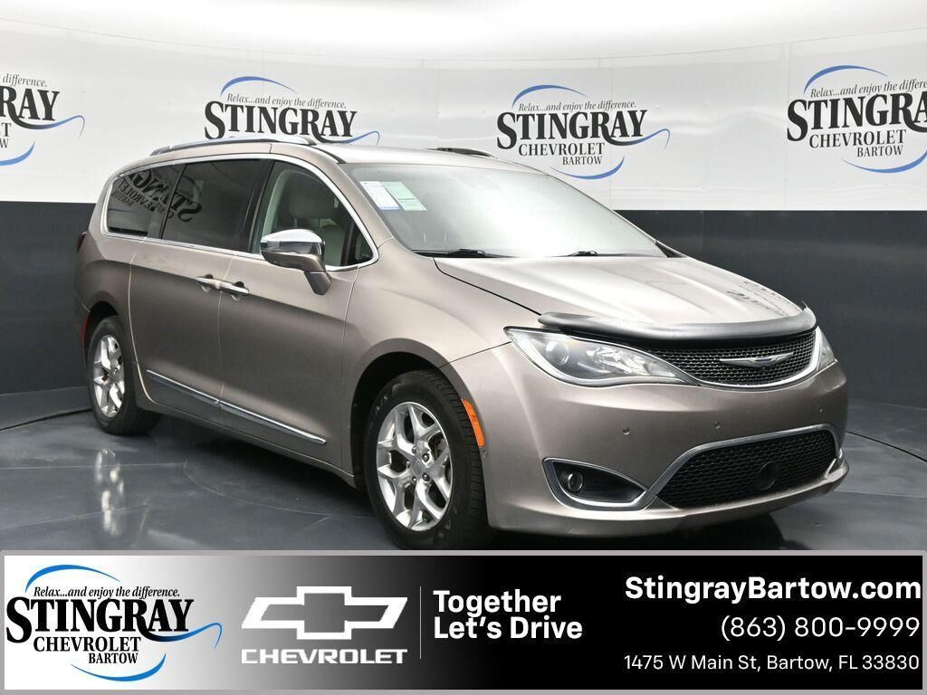 2017 CHRYSLER Pacifica
