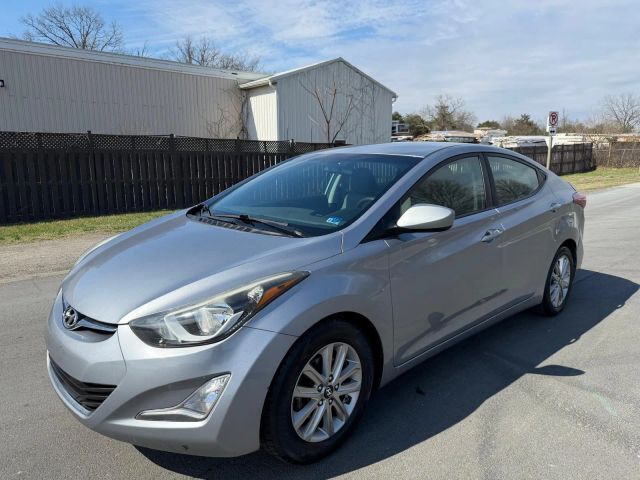 2016 HYUNDAI Elantra